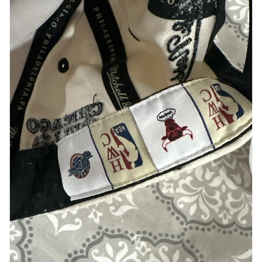 1998 NBA Finals Bulls vs Jazz Mitchell And Ness Adjustable Snapback Cap Hat